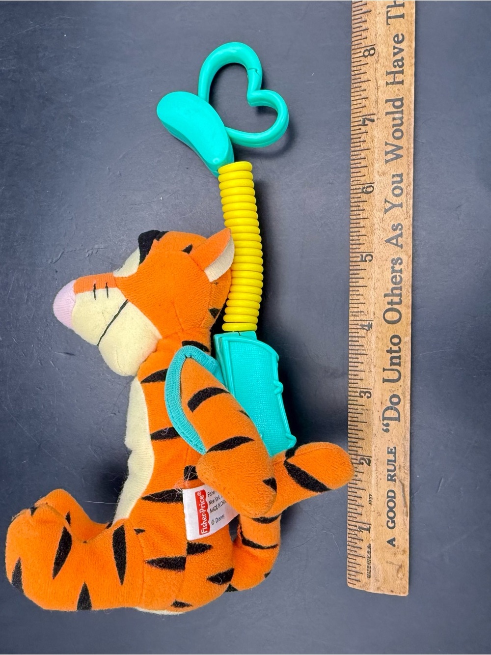 Vintage 2000 Fisher Price Winnie the Pooh Backpack Bouncer - Plush Tigger Clip - Picture 14 of 14